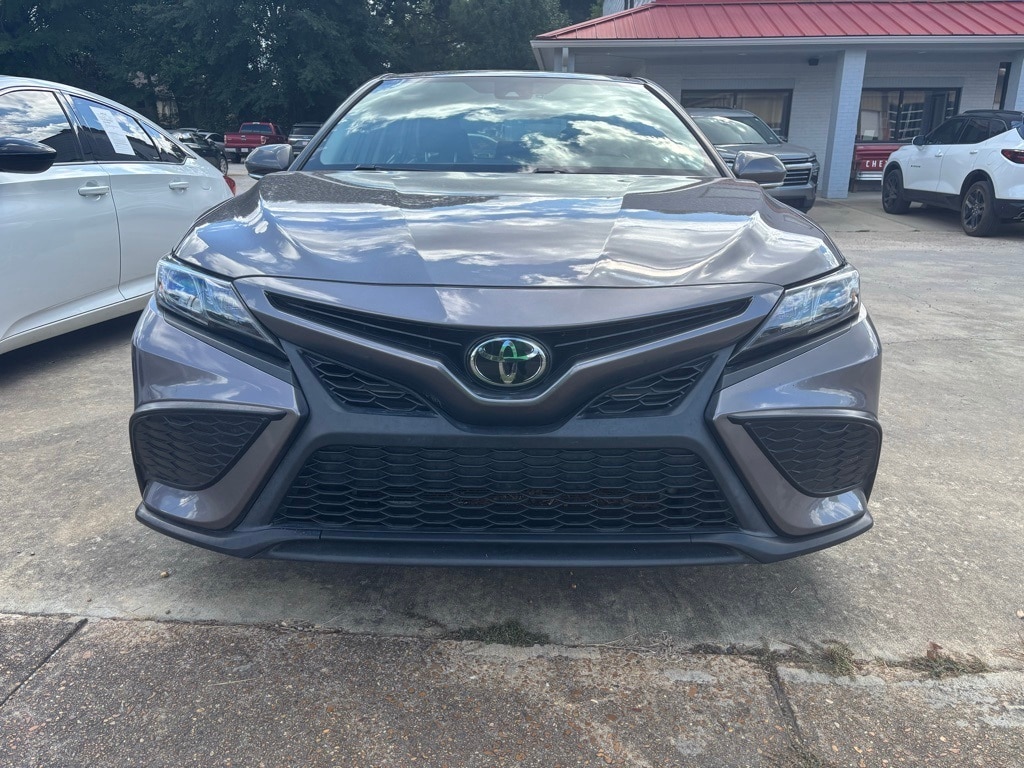 Used 2023 Toyota Camry SE Sedan