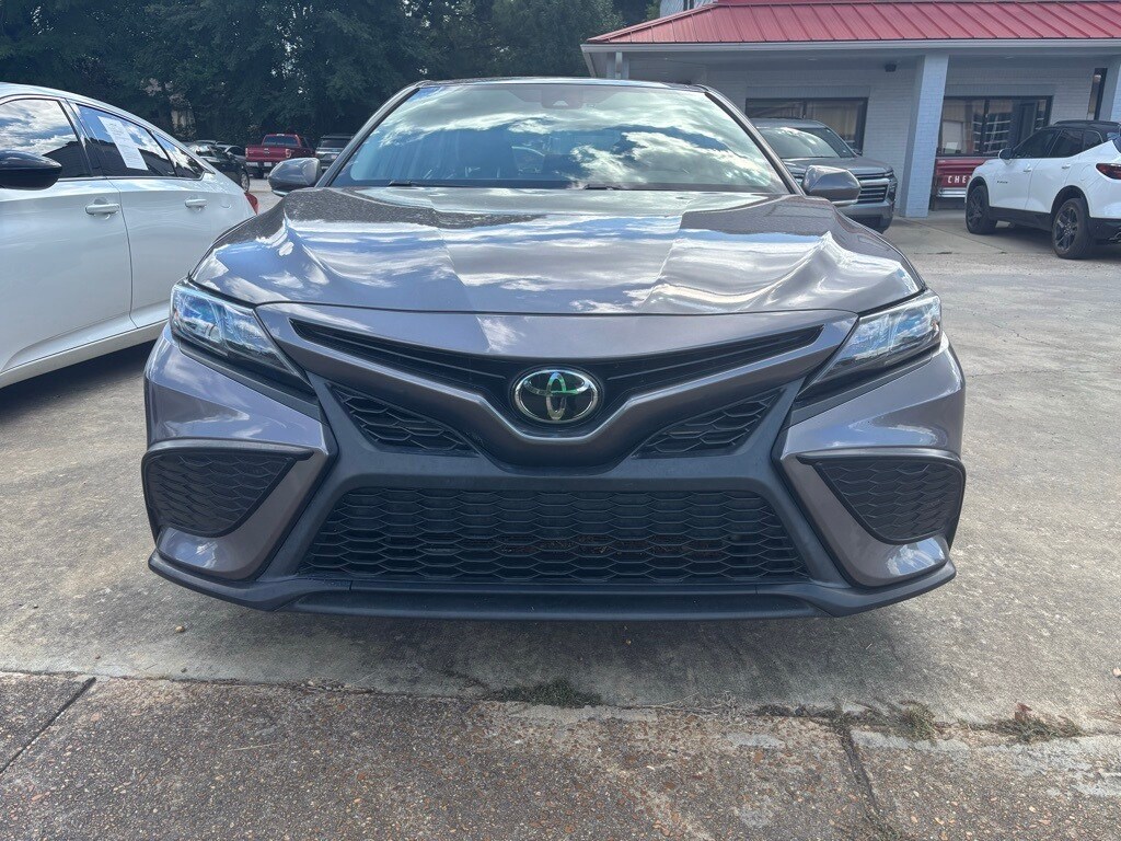 2023 Toyota Camry SE photo 2