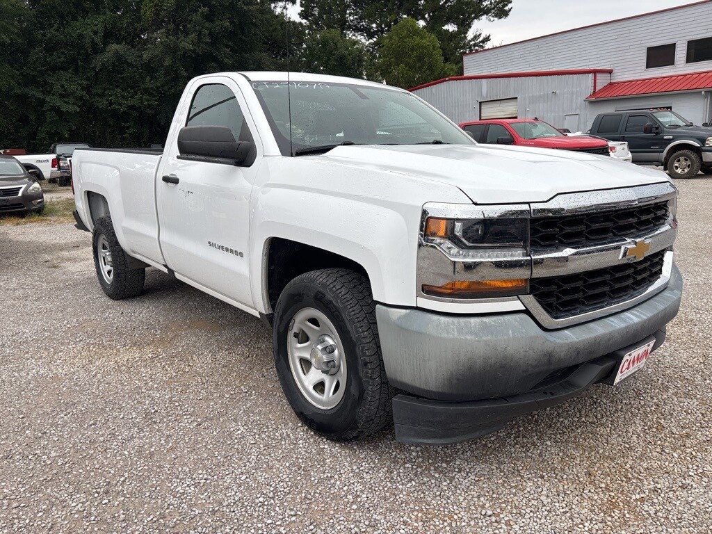 2018 Chevrolet Silverado 1500 photo 3