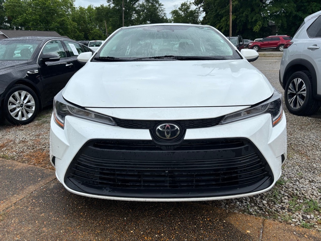 Used 2024 Toyota Corolla LE with VIN 5YFB4MDE7RP110606 for sale in Grenada, MS