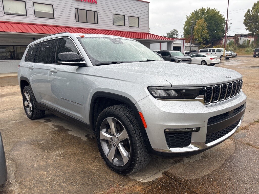 2021 Jeep Grand Cherokee Limited photo 2