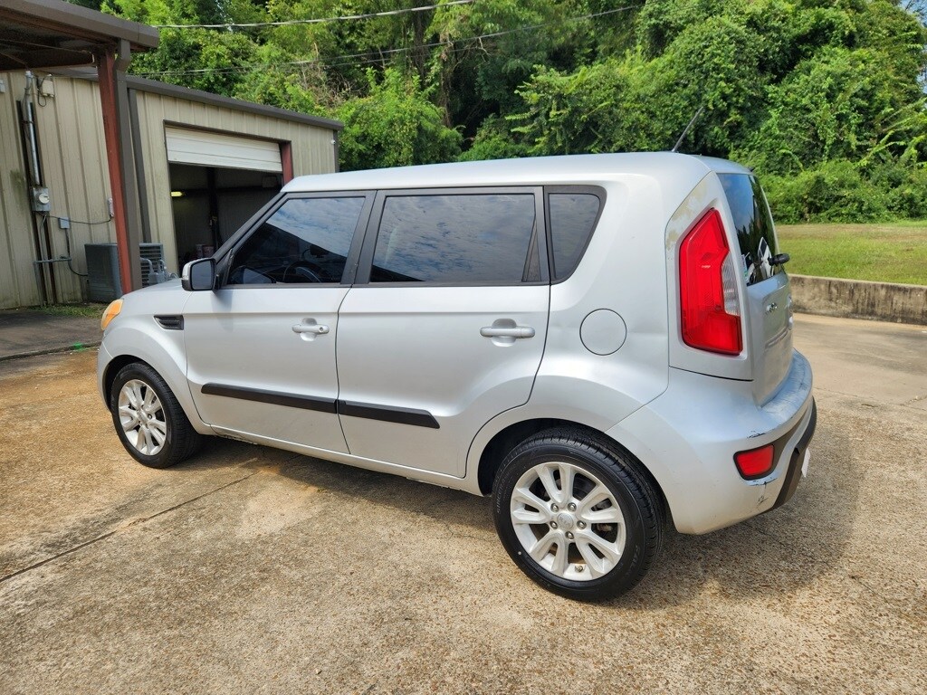 2013 Kia Soul photo 2