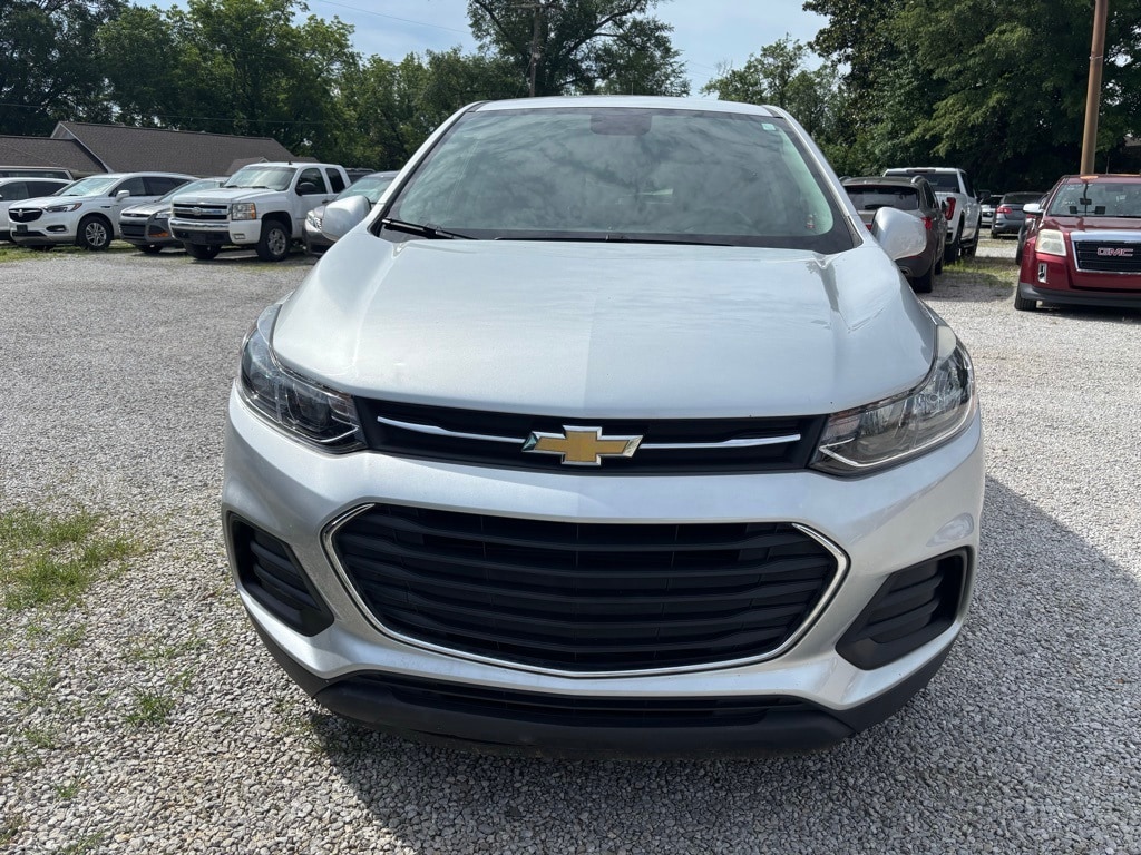 Used 2020 Chevrolet Trax LS with VIN 3GNCJKSB9LL164060 for sale in Grenada, MS