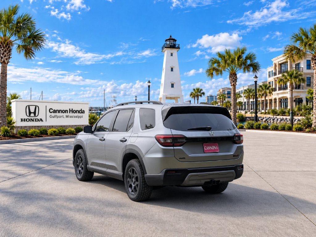 Used 2025 Honda Pilot TrailSport SUV