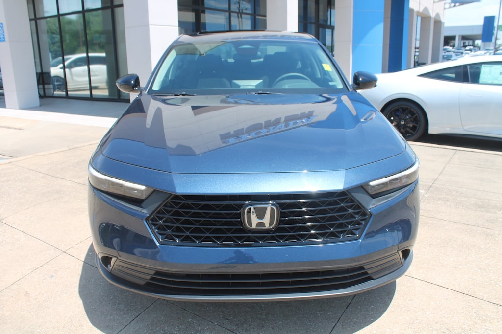 Used 2025 Honda Accord SE Sedan