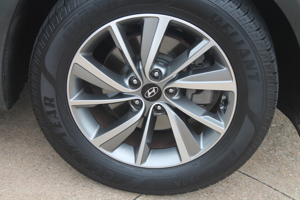 Used 2020 Hyundai Santa Fe SEL 2.4 SUV