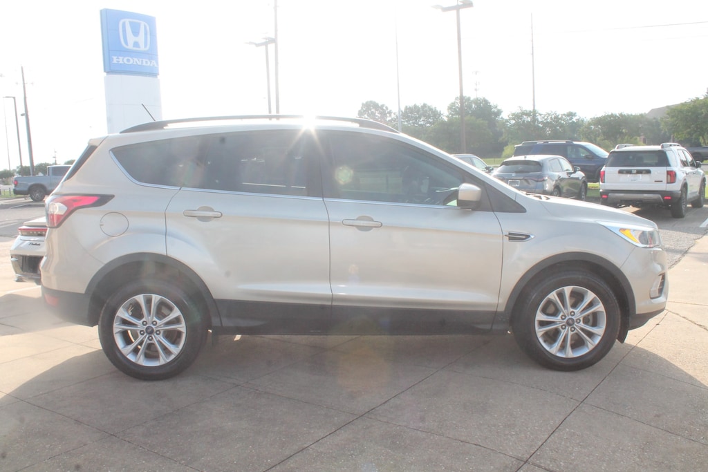 Used 2018 Ford Escape SE SUV
