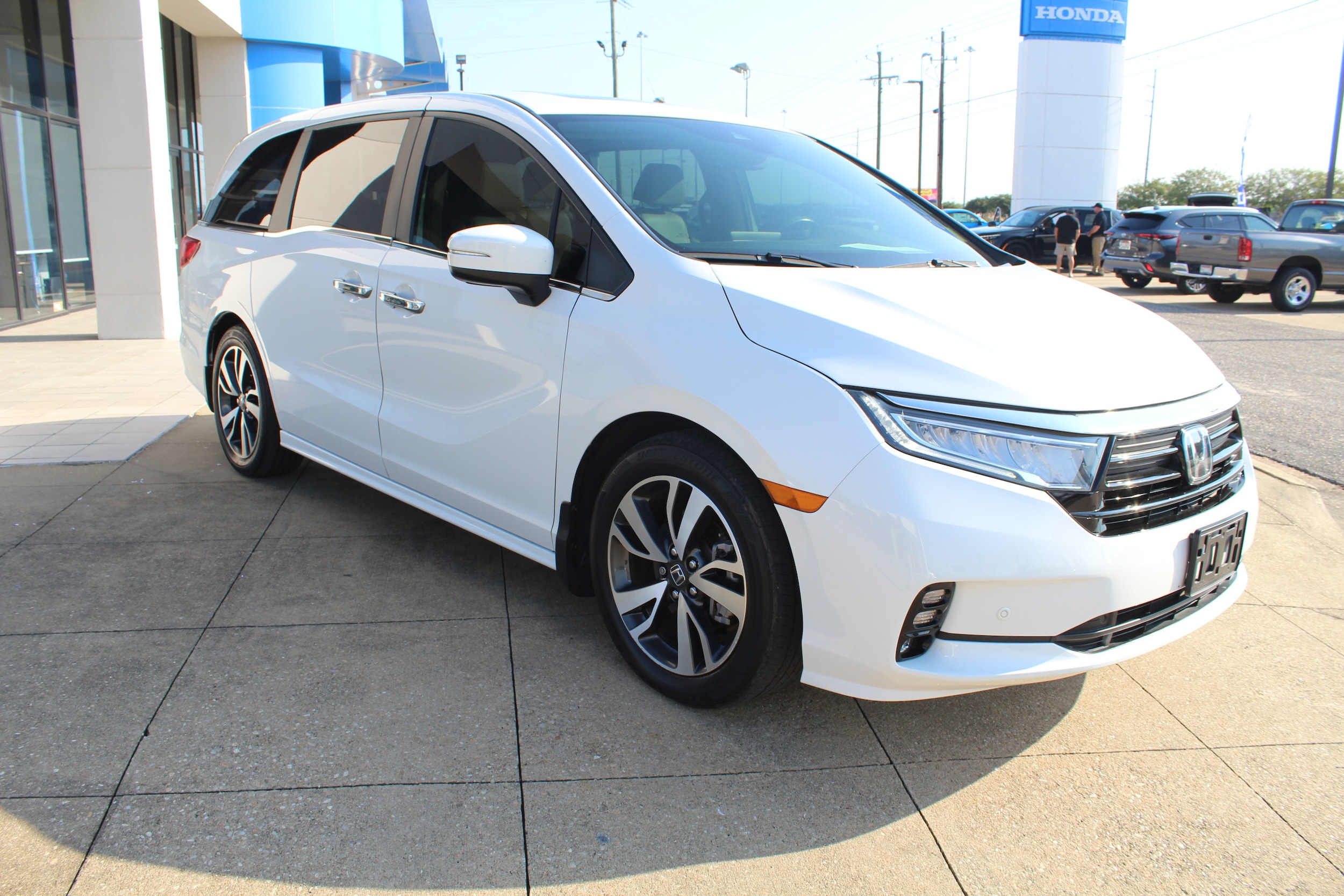  2021 Honda Odyssey Touring FWD   