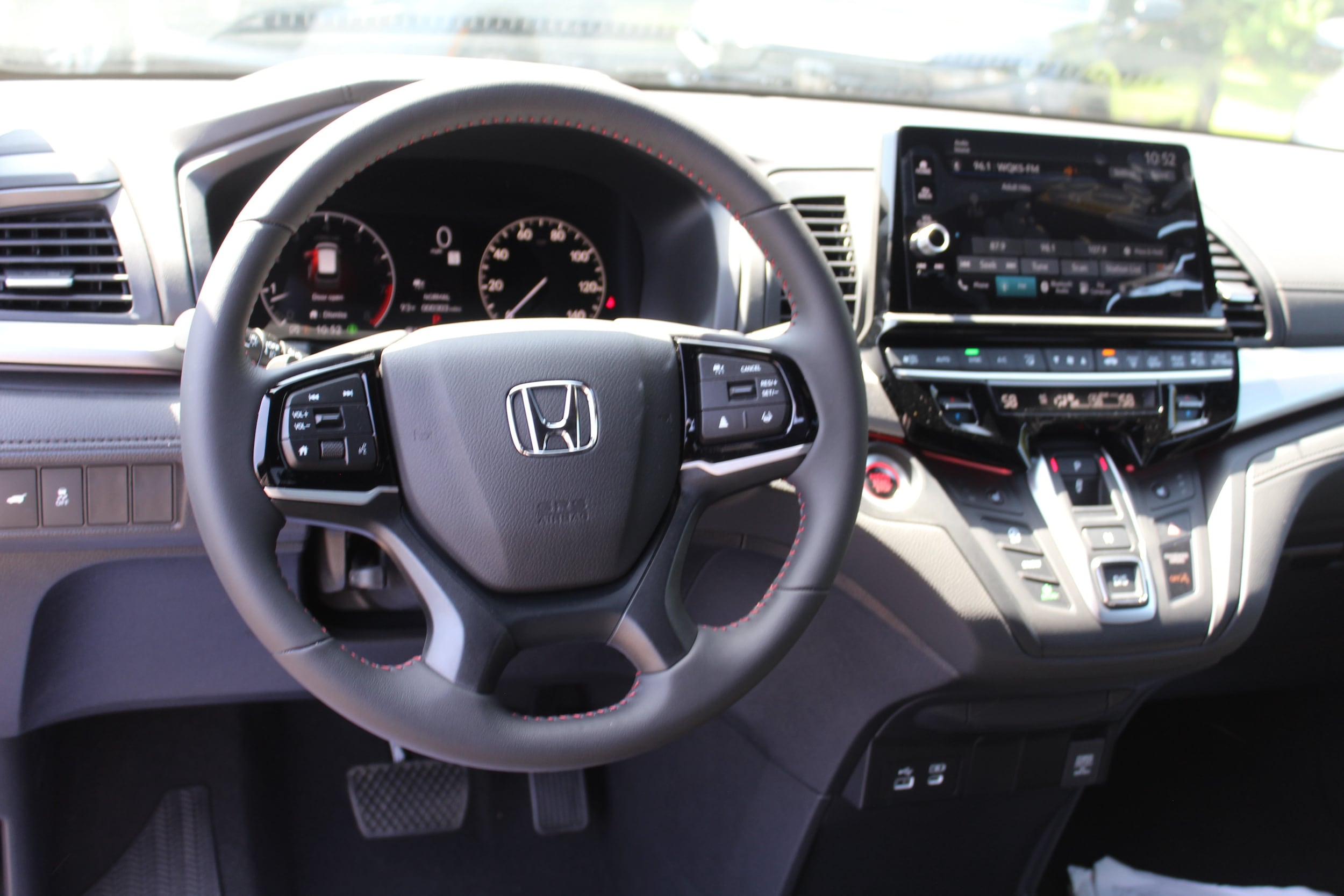 2026 Honda Odyssey Sport L - Photo 10