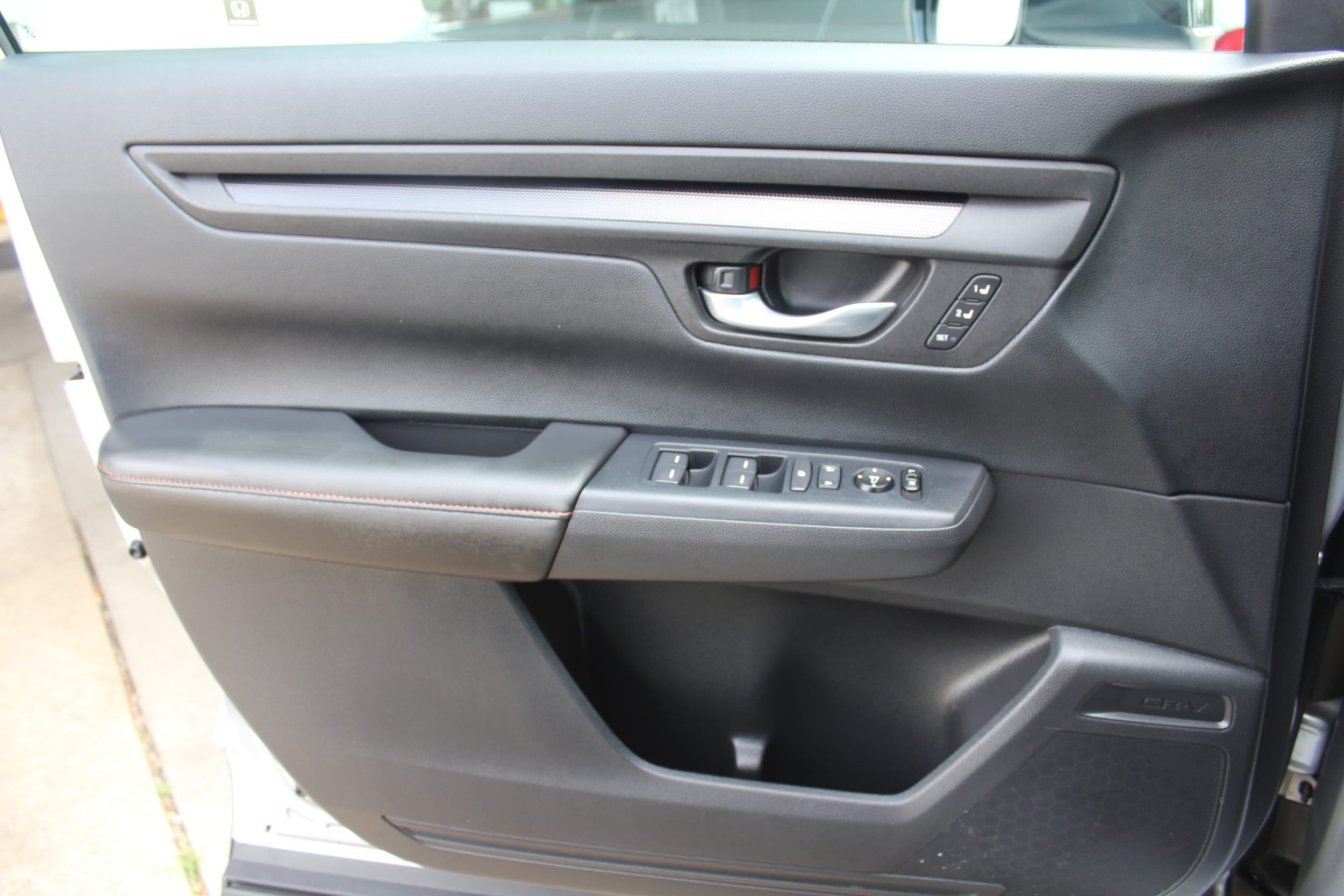 2025 Honda CR-V Sport-L - Photo 13