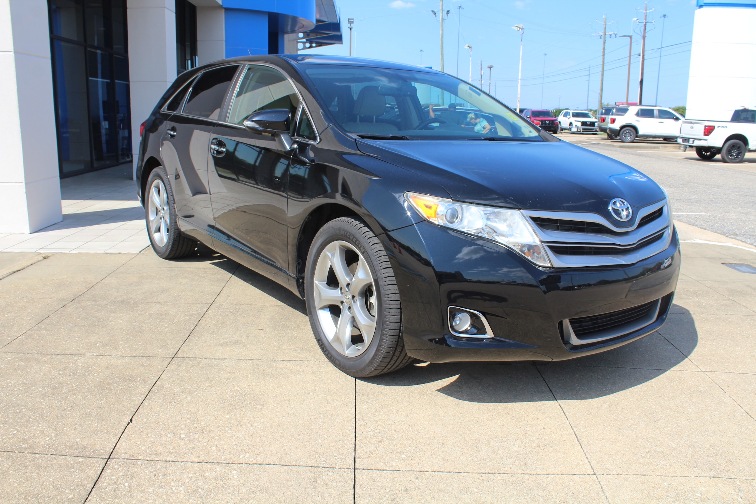  2015 Toyota Venza XLE FWD   