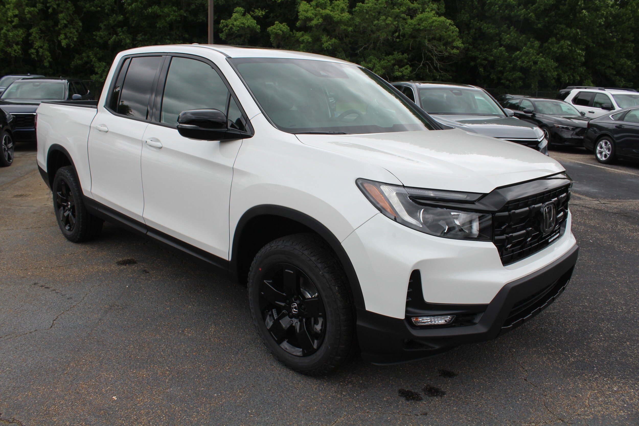 Platinum White Pearl 2026 Honda Ridgeline Pickup Truck All-Wheel Drive 9-Speed Automatic