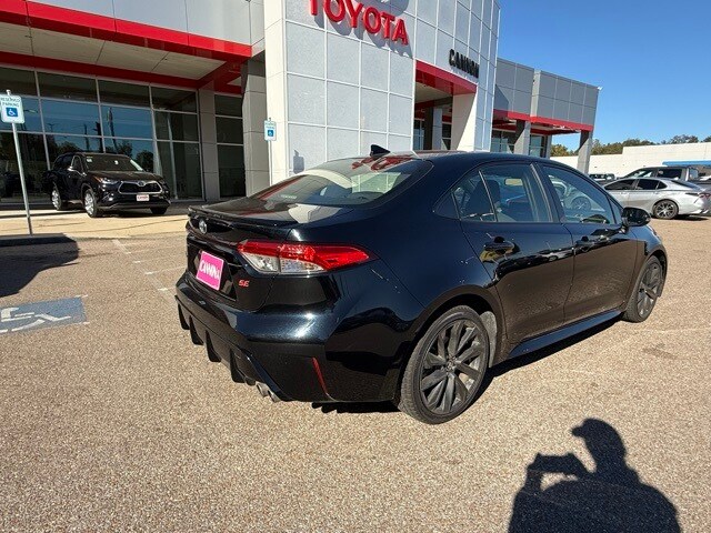 2024 Toyota Corolla SE Premium photo 3