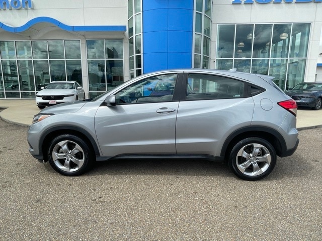 Used 2020 Honda HR-V LX with VIN 3CZRU6H37LM738693 for sale in Vicksburg, MS