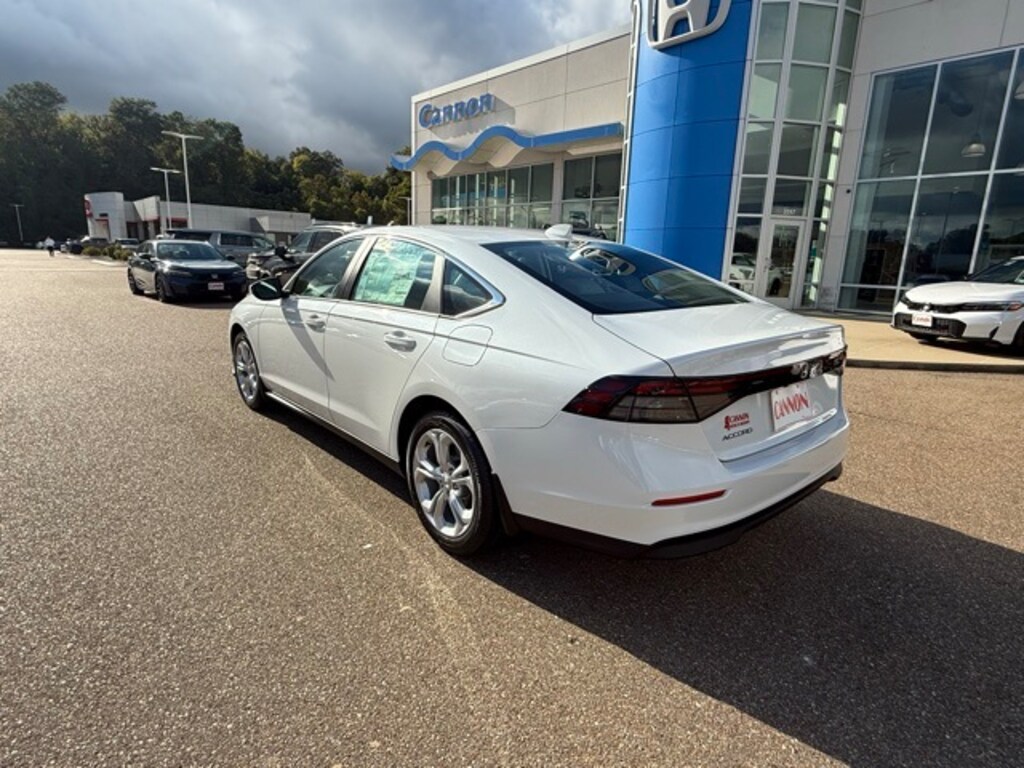 New 2025 Honda Accord LX Sedan