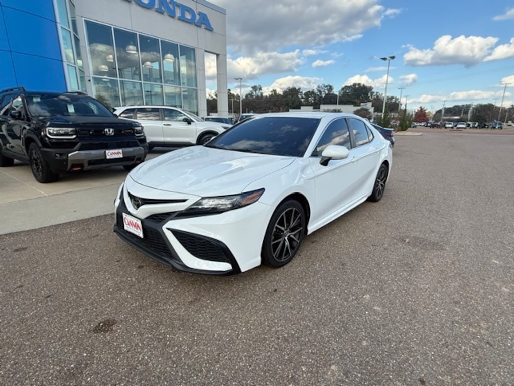 Used 2023 Toyota Camry Sedan