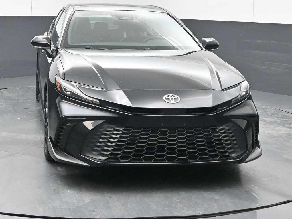 Used 2025 Toyota Camry SE Sedan