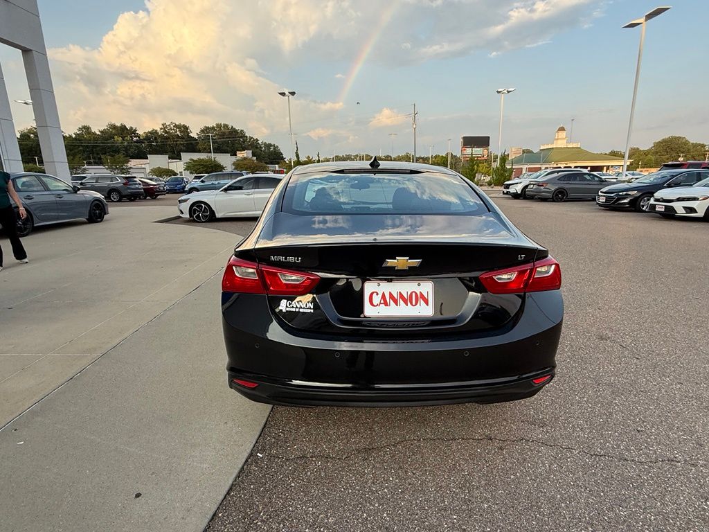 1G1ZD5ST8SF128074