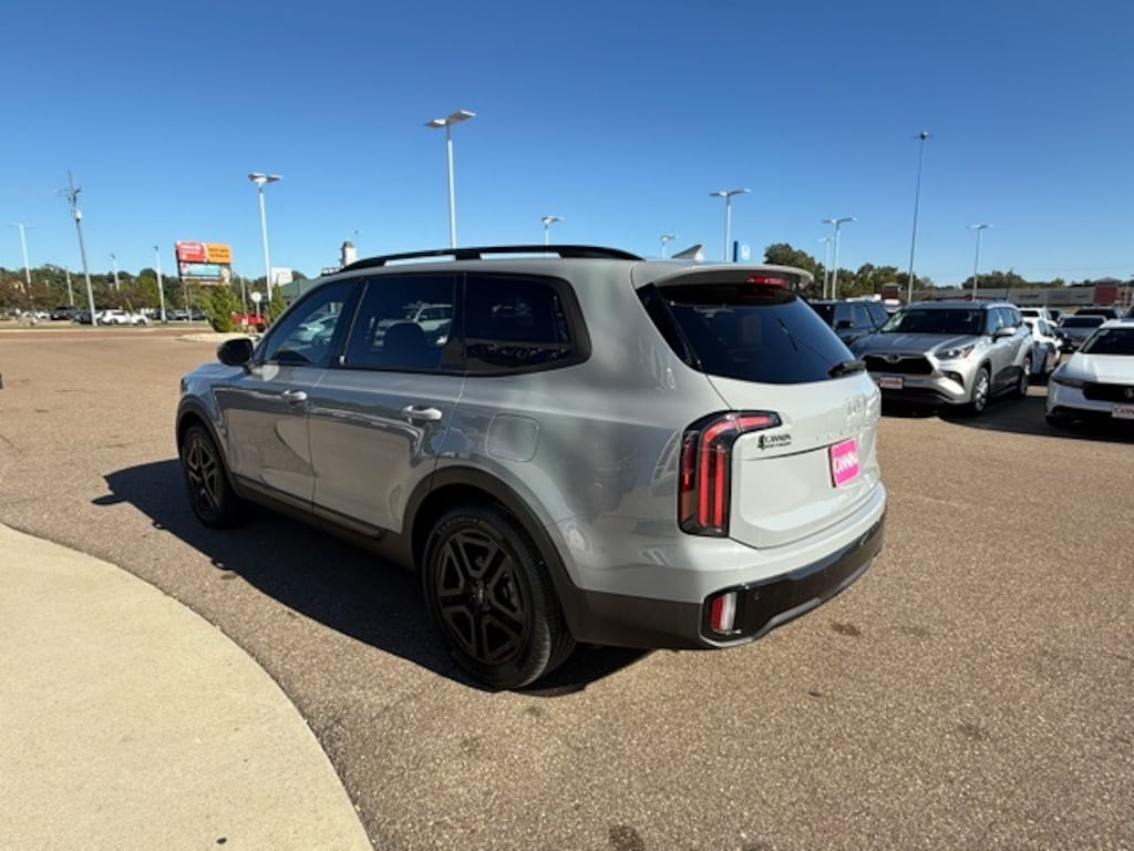 Used 2024 Kia Telluride EX X-Line SUV
