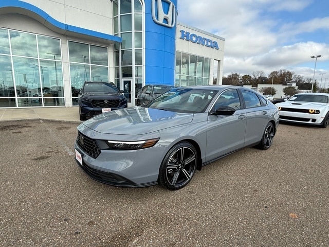 2025 Honda Accord Hybrid Sport's photo