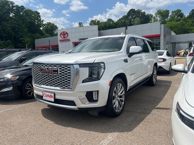 2022 Gmc Yukon XL Denali photo 3