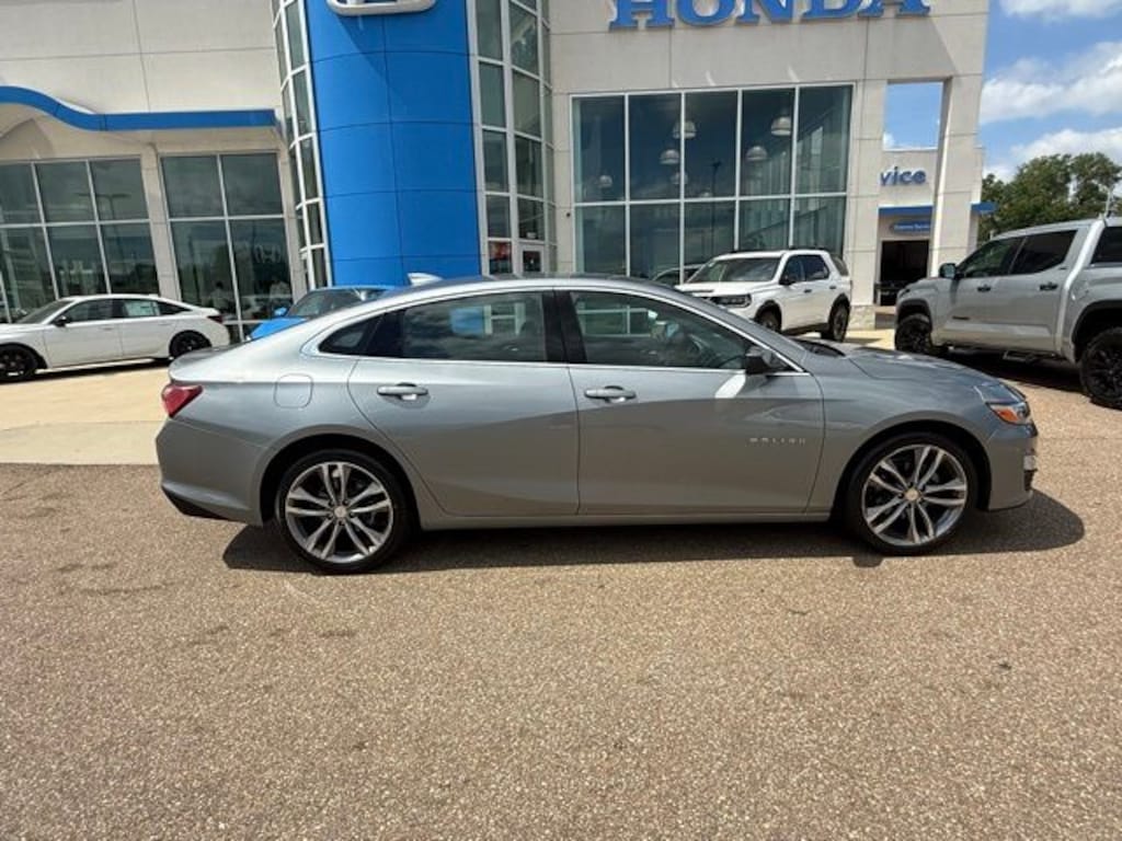 Used 2024 Chevrolet Malibu LT Sedan