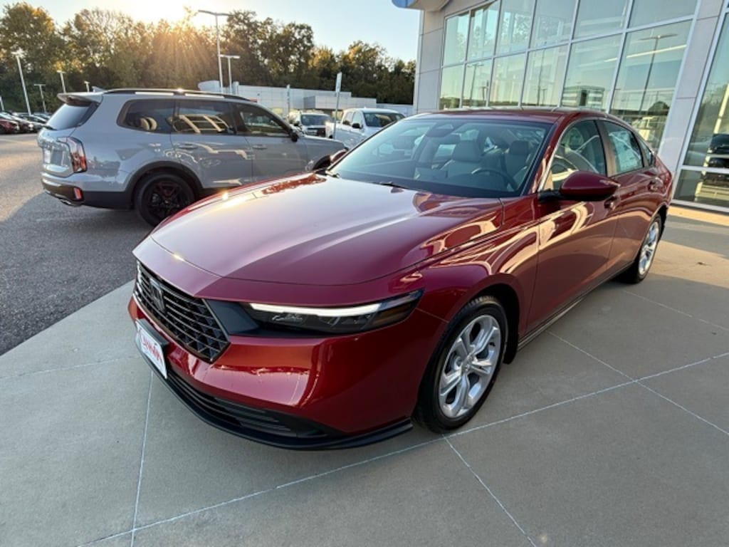 New 2025 Honda Accord LX Sedan