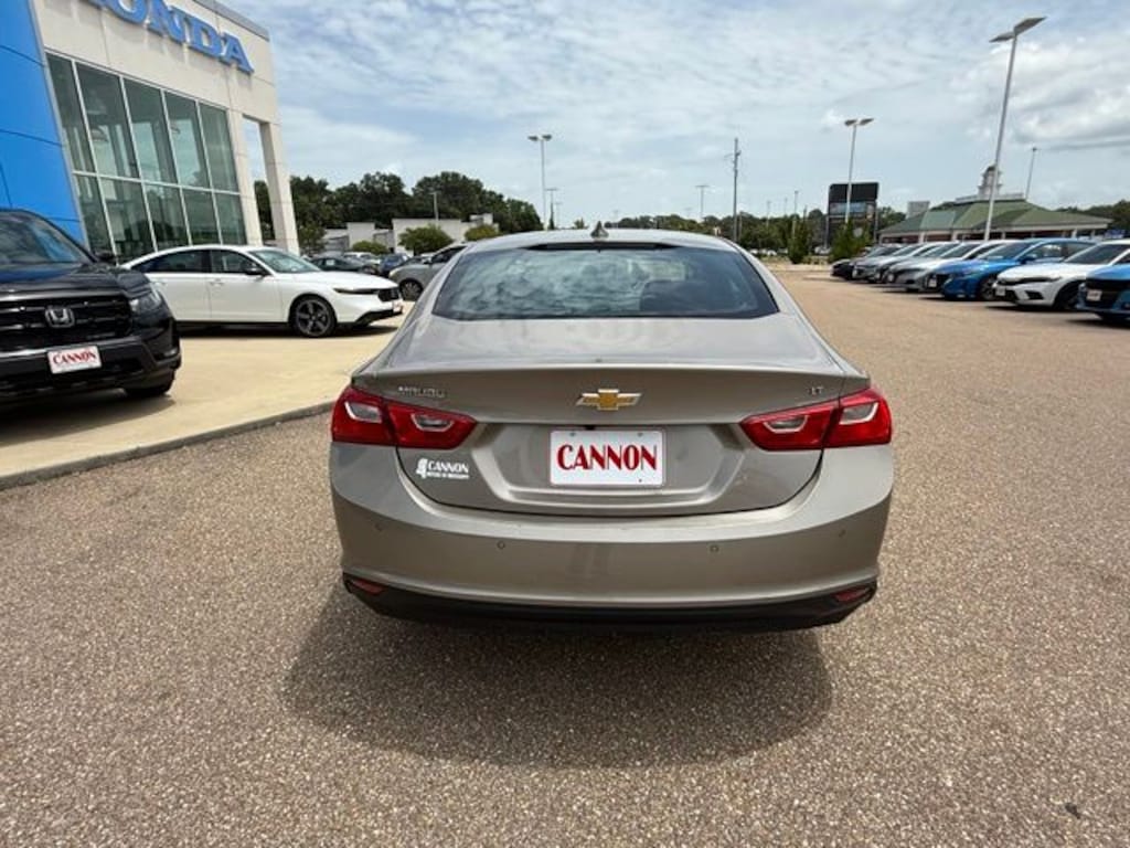 Used 2024 Chevrolet Malibu LT Sedan