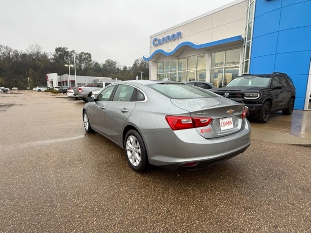 Used 2024 Chevrolet Malibu LT Sedan