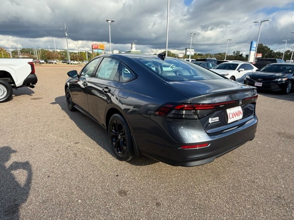 New 2025 Honda Accord SE Sedan