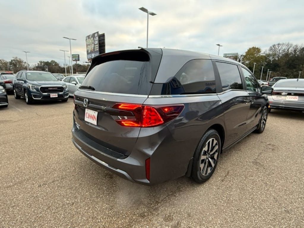 New 2026 Honda Odyssey Elite Minivan/Van
