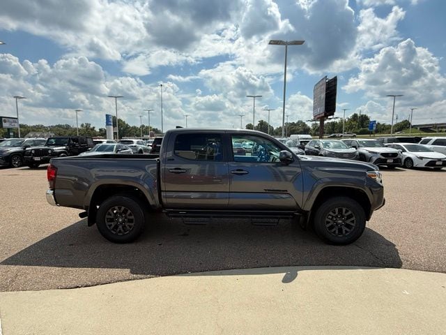 2023 Toyota Tacoma SR5 - Photo 6