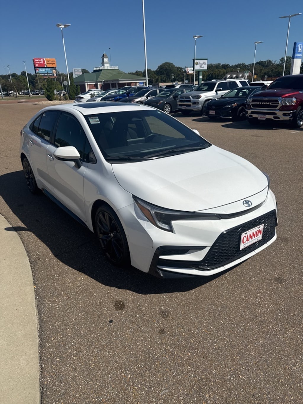 Used 2024 Toyota Corolla SE Sedan