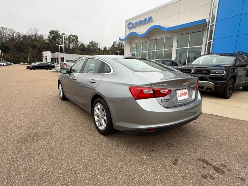 Used 2024 Chevrolet Malibu LT Sedan