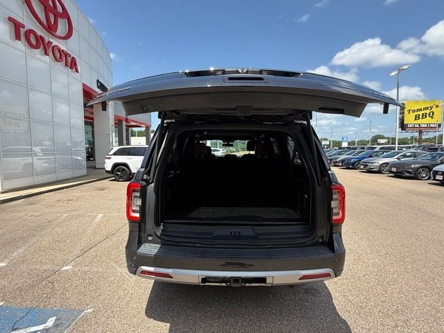 2022 Ford Expedition Limited - Photo 10