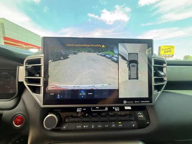 2024 Toyota Sequoia SR5 - Photo 24