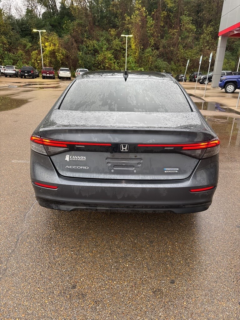 2024 Honda Accord Hybrid Touring photo 3
