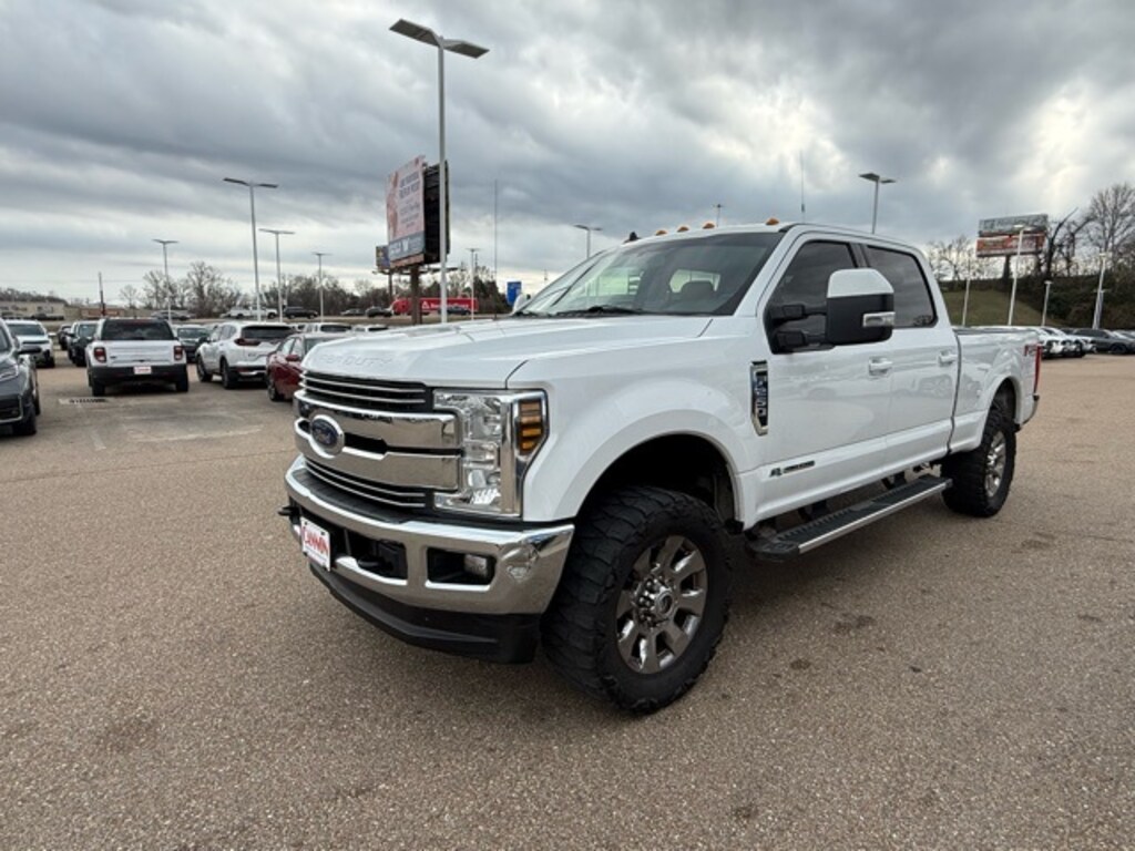 Used 2019 Ford F-250SD Lariat Truck