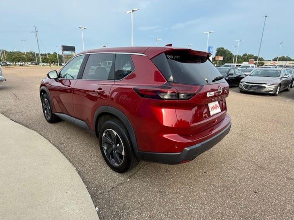 Used 2025 Nissan Rogue SV SUV