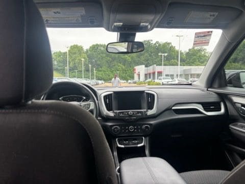 2023 GMC Terrain SLE - Photo 27