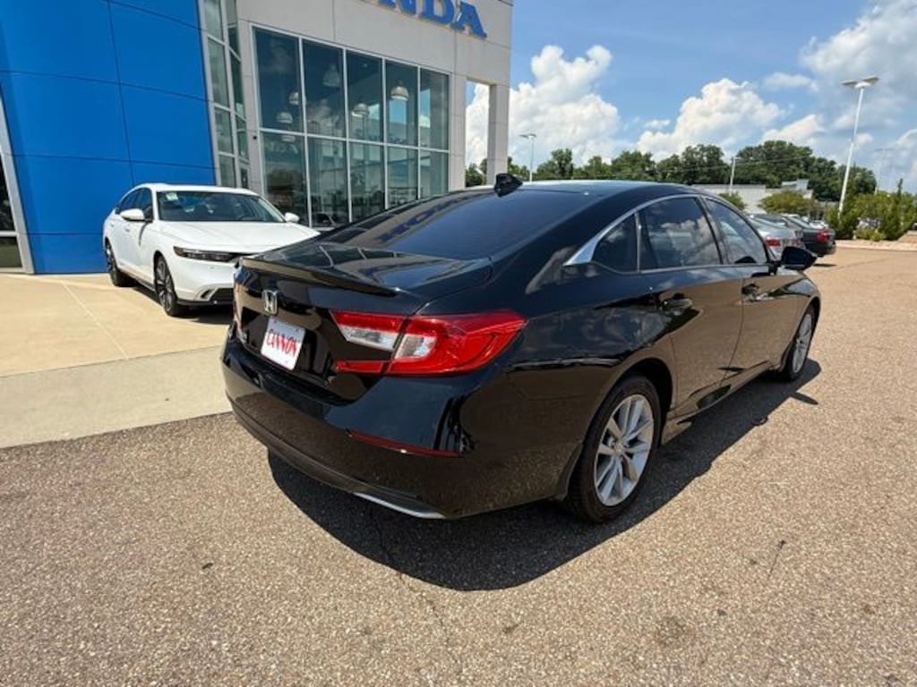 Used 2021 Honda Accord LX Sedan