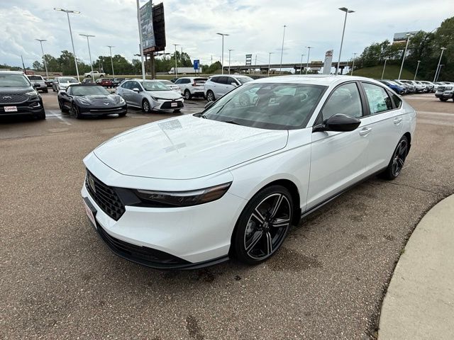 2026 Honda Accord Hybrid Sport's photo