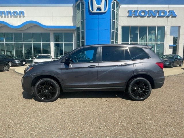 Used 2021 Honda Passport Sport with VIN 5FNYF8H29MB033575 for sale in Vicksburg, MS