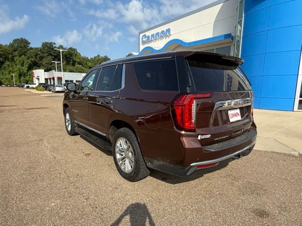 Used 2023 GMC Yukon SLT SUV