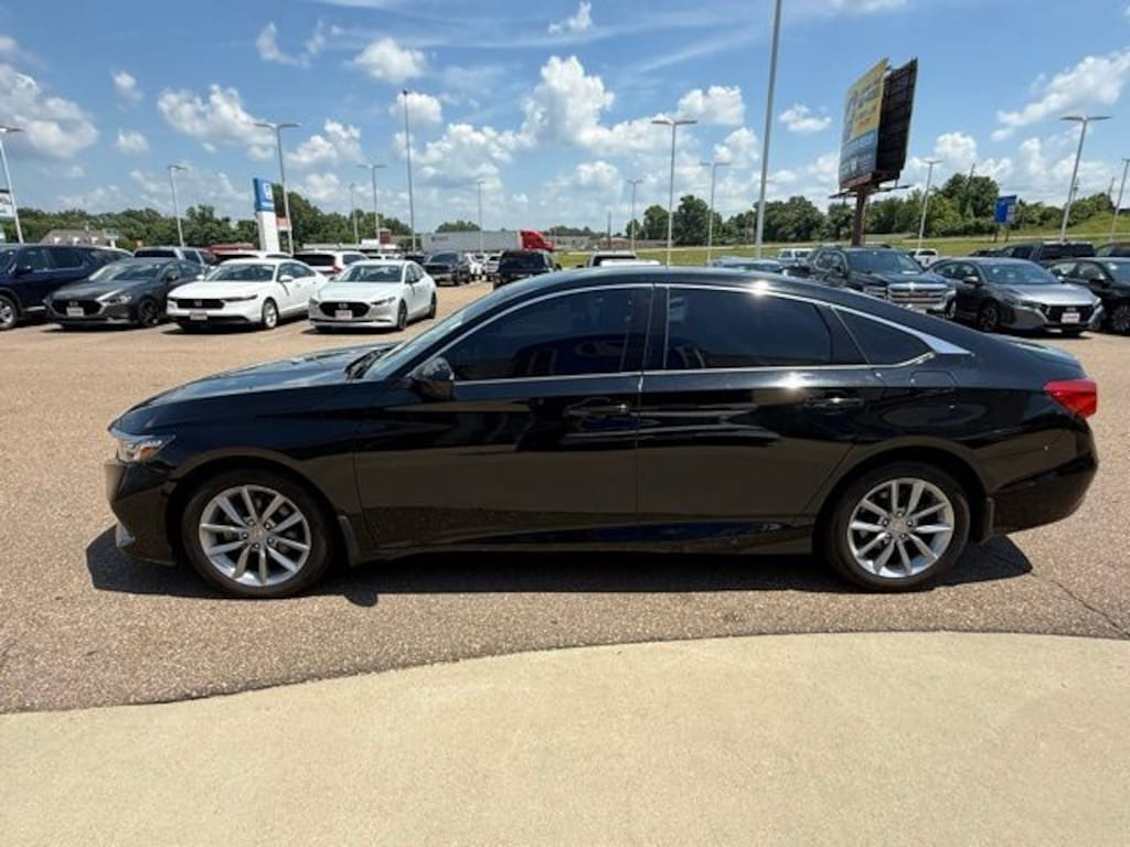 Used 2021 Honda Accord LX Sedan