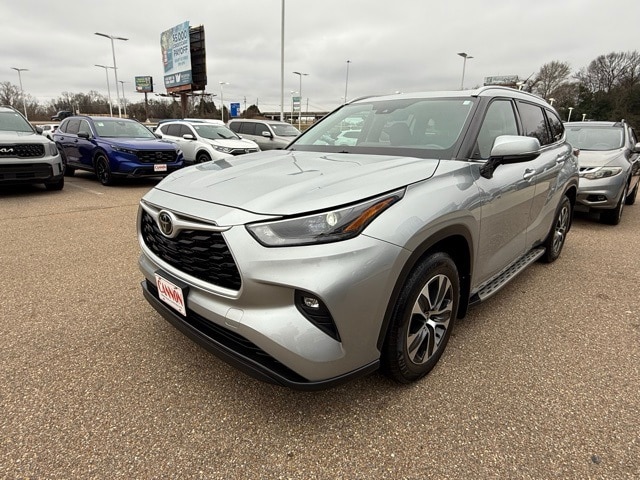 2022 Toyota Highlander SUV 