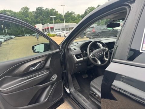 2023 GMC Terrain SLE - Photo 28