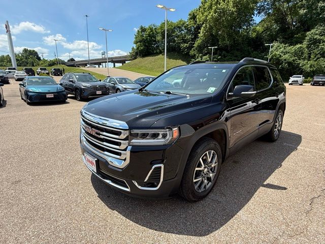 2023 GMC Acadia SLT FWD's photo