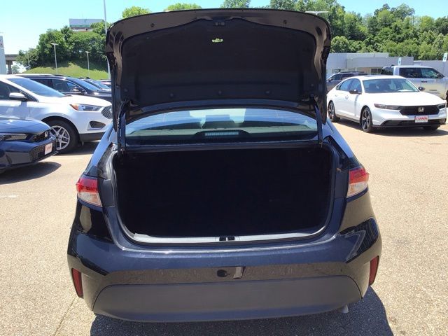 2025 Toyota Corolla LE CVT's photo