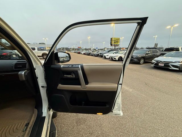 2018 Toyota 4Runner Limited - Photo 38